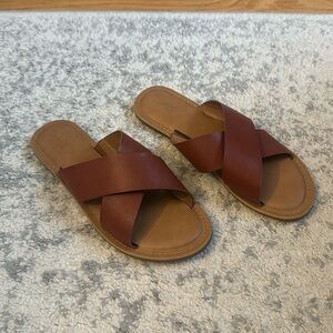 Universal Thread Brown Cross-Band Sandals